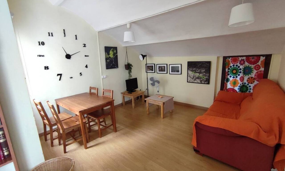 Villaviciosa Apartment | 202A Charming Penthouse - Center Villaviciosa