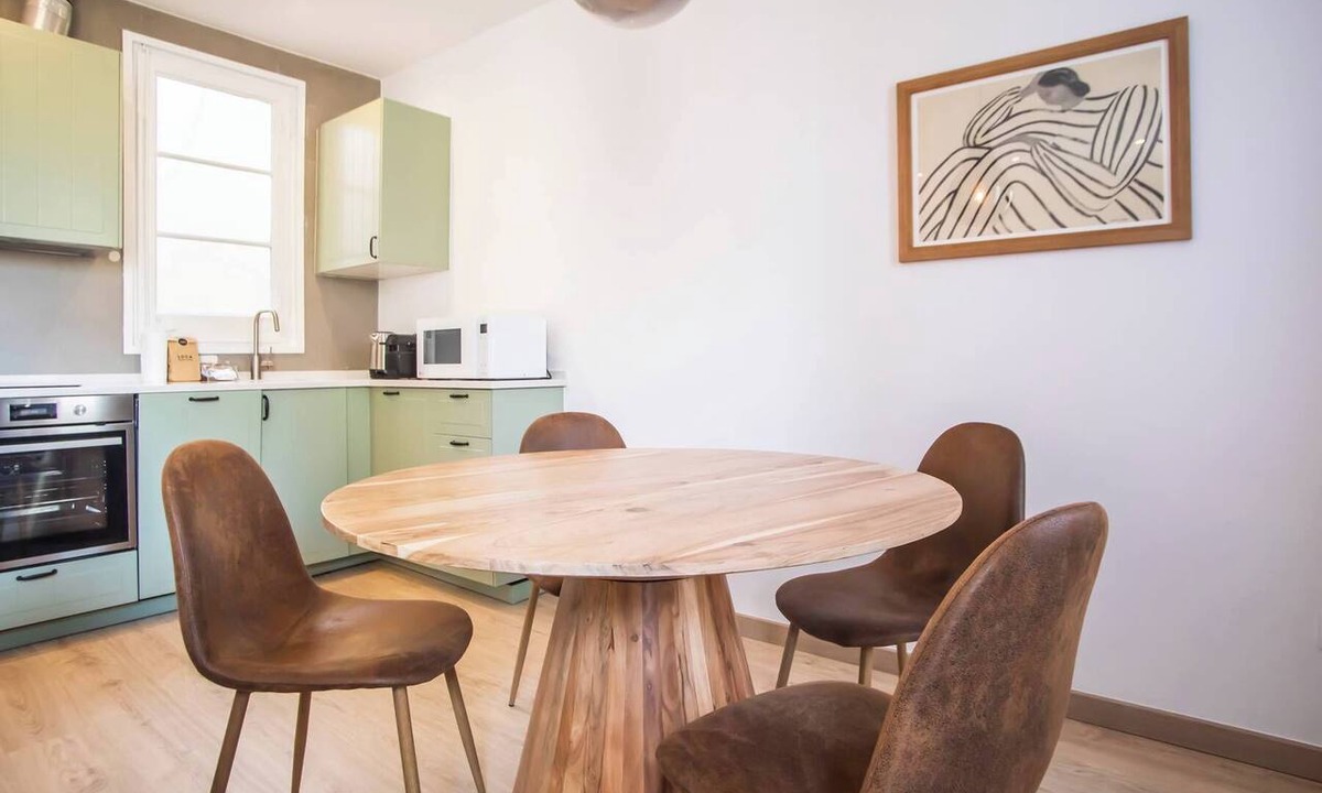 Hostafrancs Apartment | 22CRC1039 Exquisite Apartment near the City Center