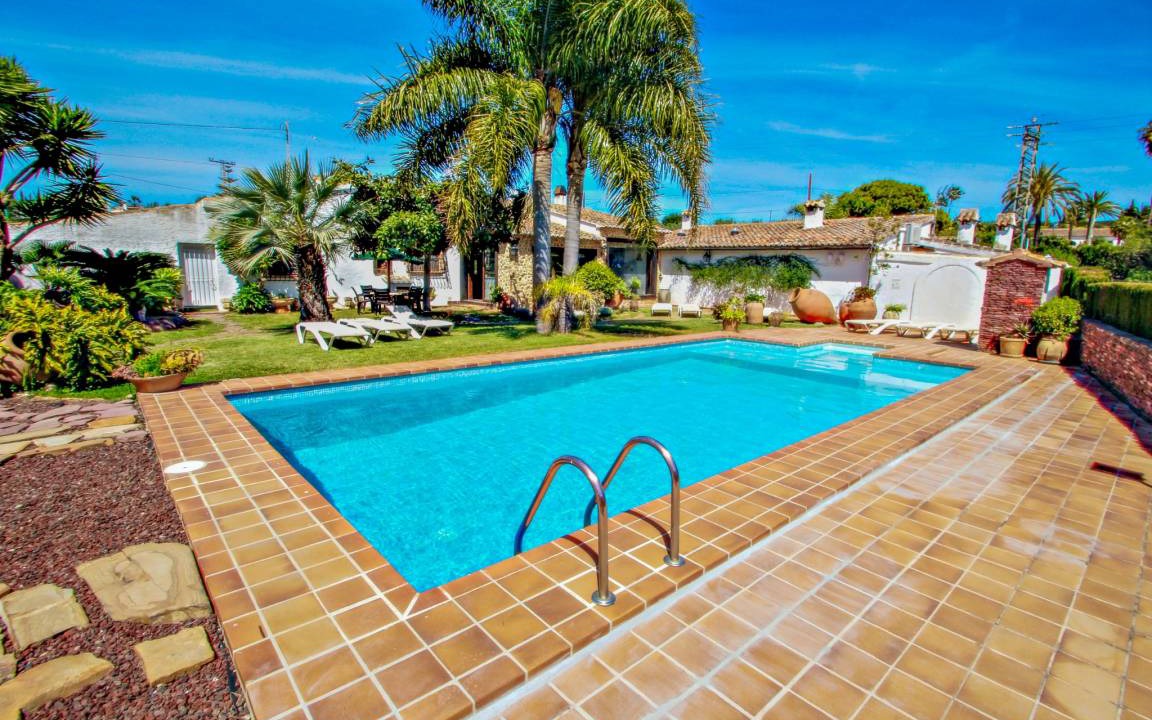 Canor Villa | 250 m² Villa ∙ 5 bedrooms ∙ 10 guests