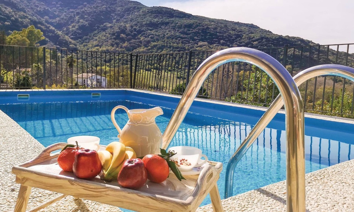 Benamahoma House | 5 bedroom accommodation in Benamahoma