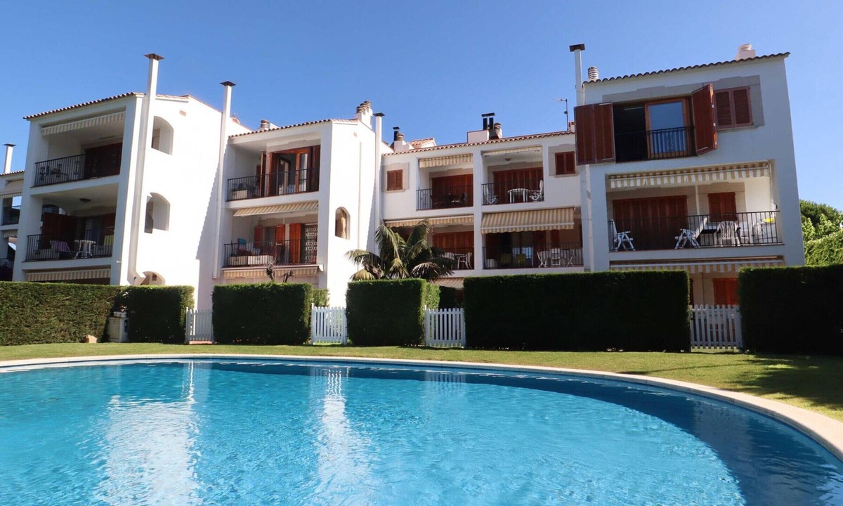 S'Agaro Apartment | 6 pax Apartment with pool and parking in S'Agaró