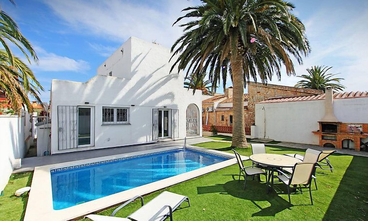 Empuriabrava House | Alberes by Interhome