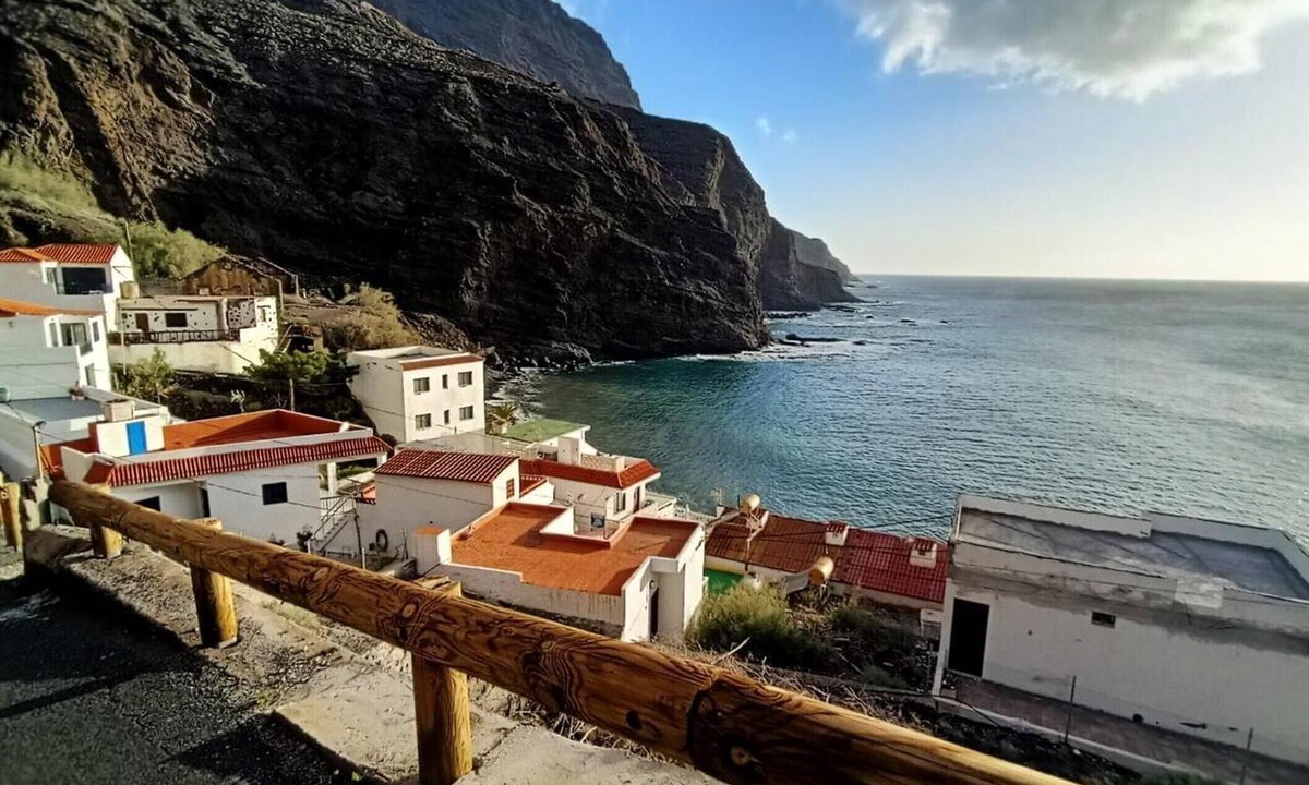 Alojera Apartment | Alquilaencanarias Casa La Playa La Gomera – Vistas al mar y a la montaña
