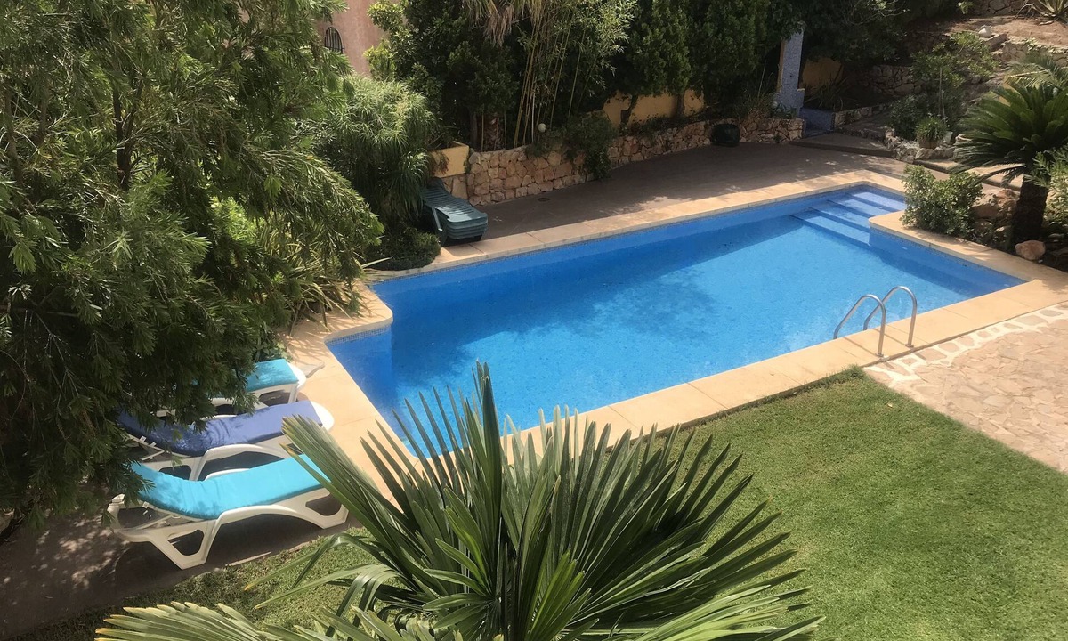Altea la Vella Apartment | Altea, groundfloor, 10 pax. cosy & quiet, cycling routes, pool