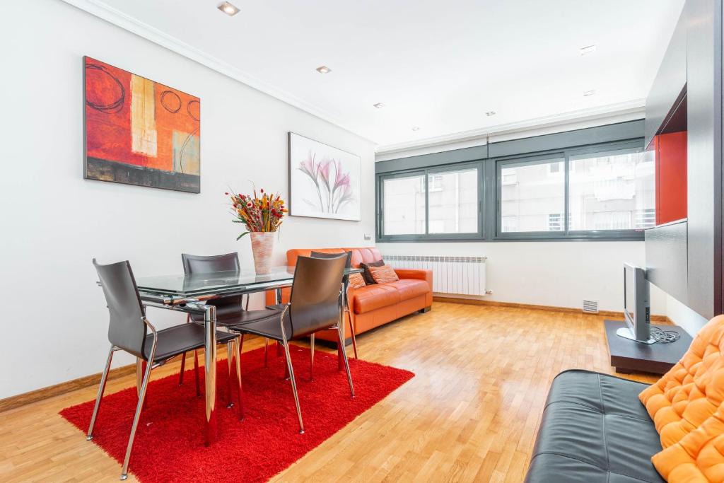 Luanco Apartment | Apartamento con garaje