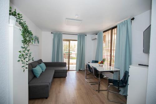 Benidorm Apartment | Apartment Carlos V - 1A Levante