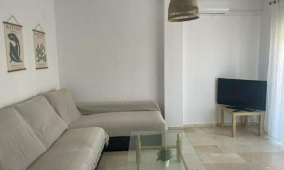Mezquitilla Condo | Apartment Right by the Sea! Refurbished. Spacious, Quiet and Luminous