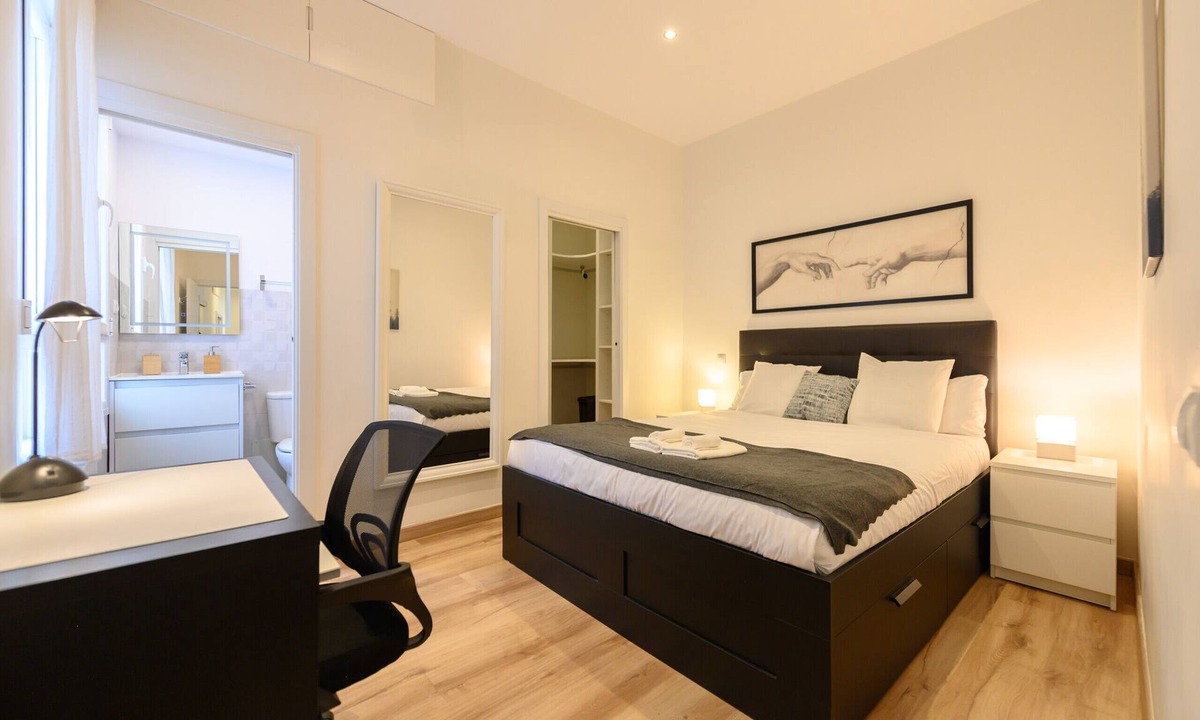 Prosperidad Apartment | Apartment with 2 bedrooms, 2 bathrooms and sofa bed – ideal for families in Madrid CAR1012