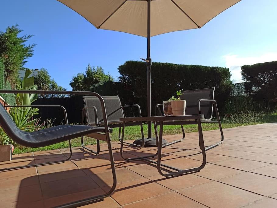 Monte Apartment | Bajo con jardín privado