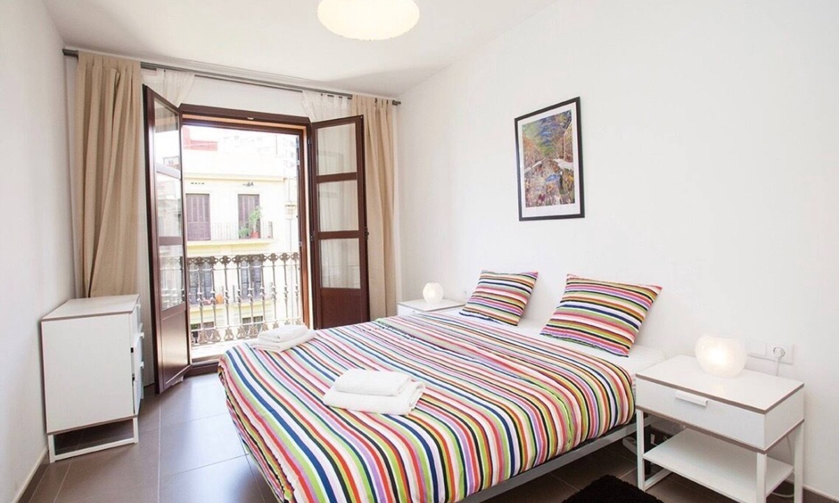 L'Antiga Esquerra de l'Eixample Apartment | Barcelona center family apartment 6