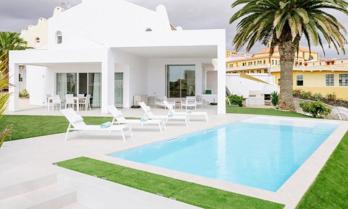 Playa Paraiso Villa | Barranco del Mar: 4BR- heated pool.