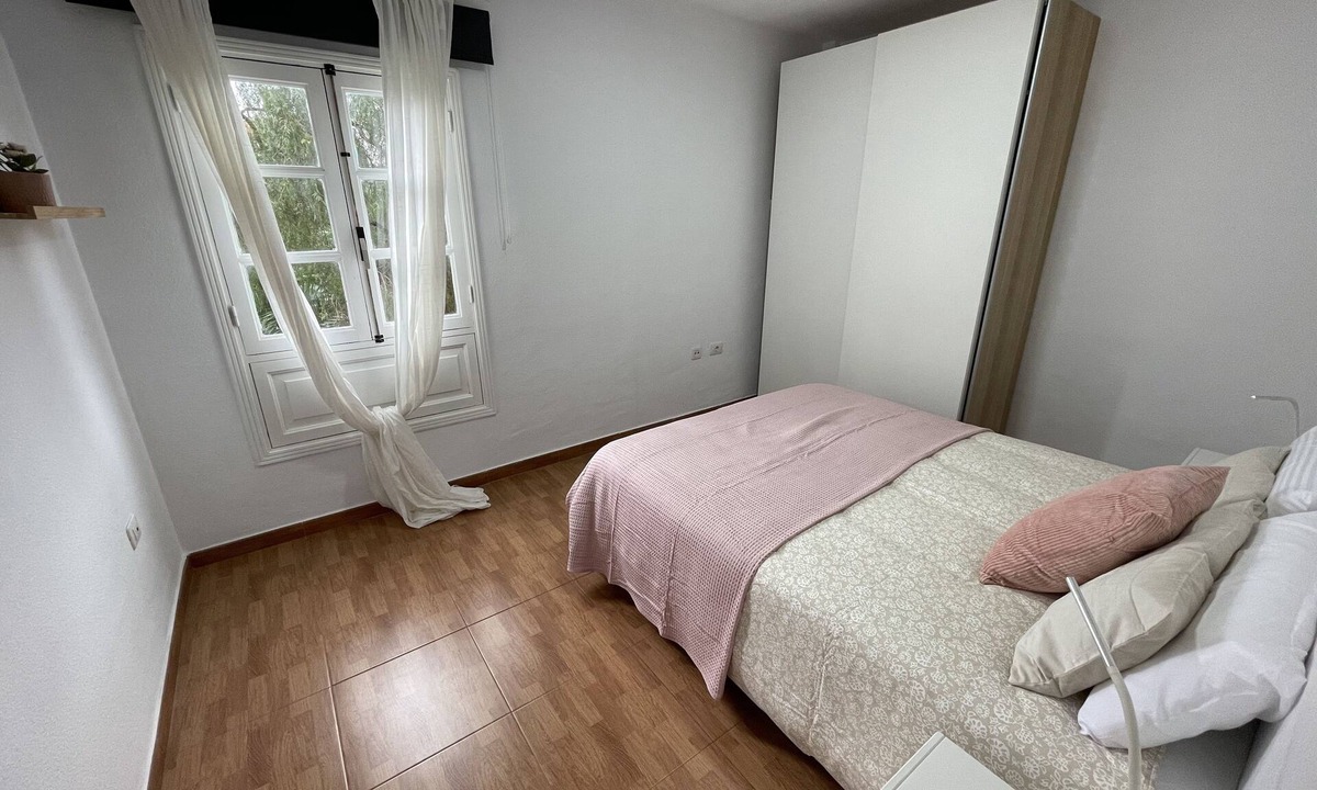 San Cristobal de La Laguna Apartment | Beautiful 3 Bd. Apartment in La Laguna City Center
