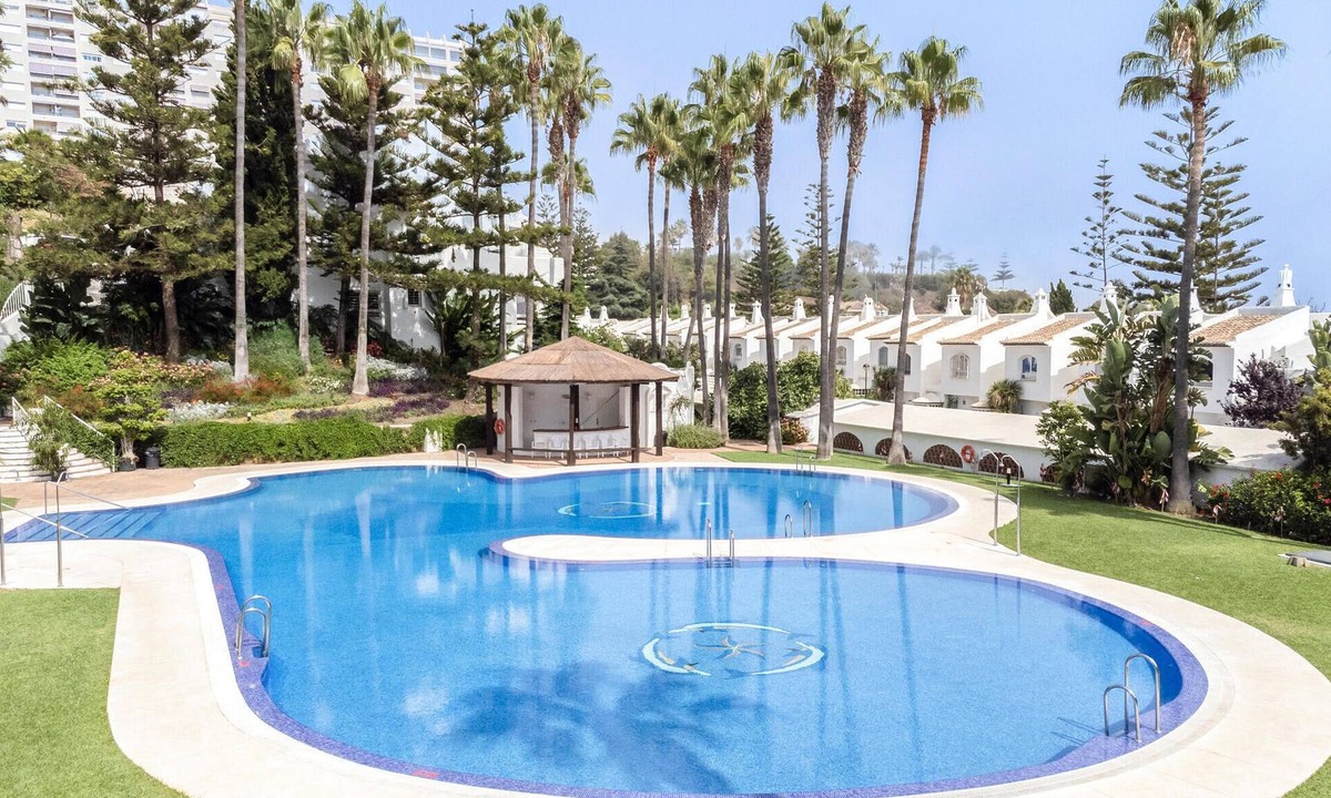 Torrequebrada House | Beach front home in Benalmádena with sauna