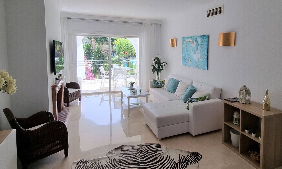 New Golden Mile Apartment | beautiful apartment beachfront complex