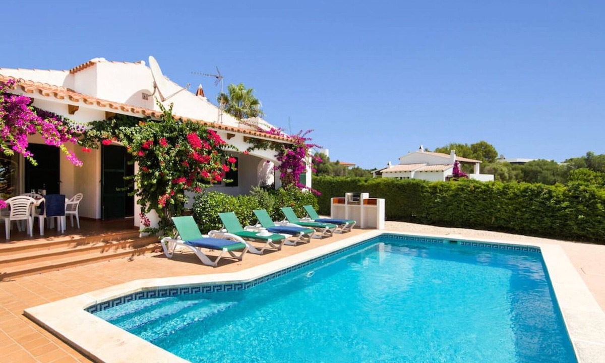 Sant Lluis Villa | Bini Delfi · Villa Bini Delfi, piscina privada, A/C, BBQ