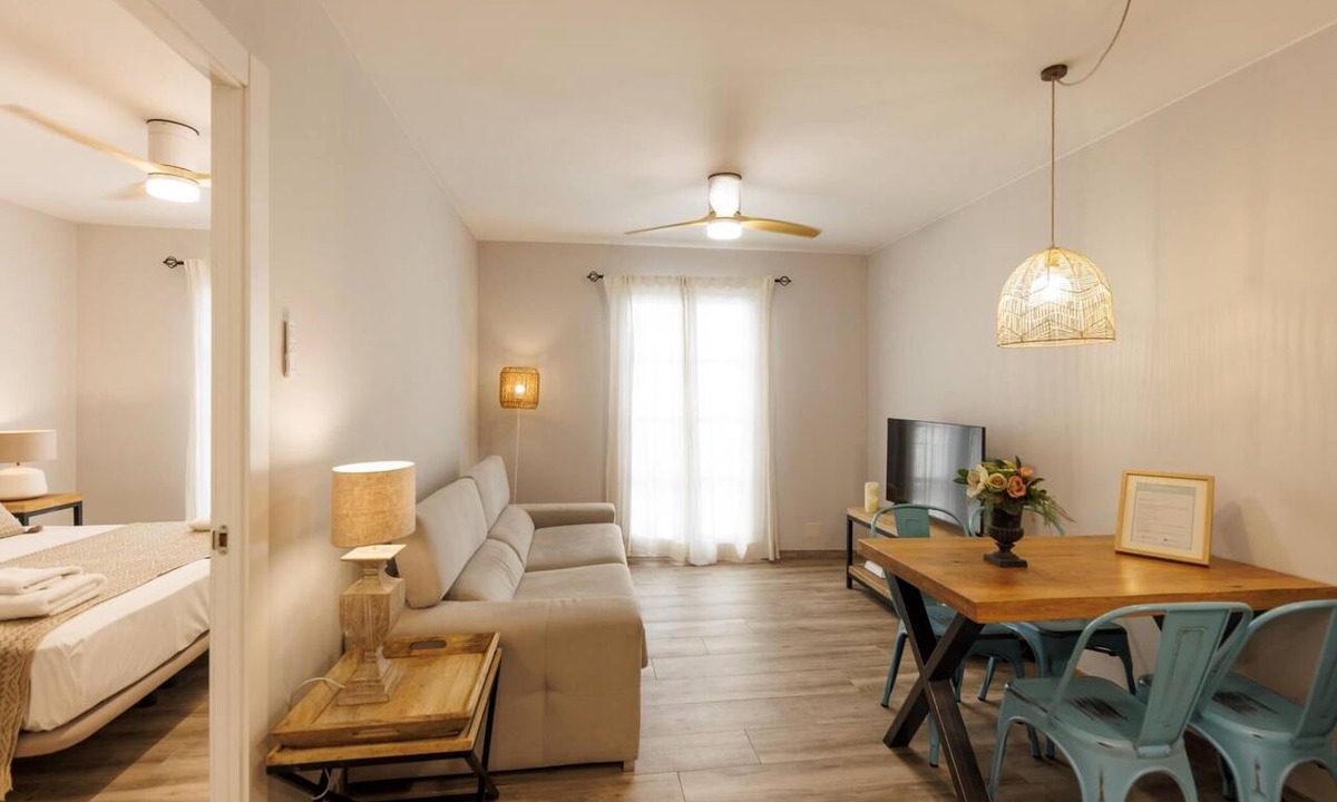 Barri Vell Apartment | Bravissimo Calderers El Drac, 1-bedroom apartment