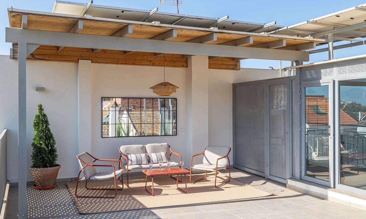 Pedregalejo Apartment | Bright Ground Floor Apt - 700m to Beach