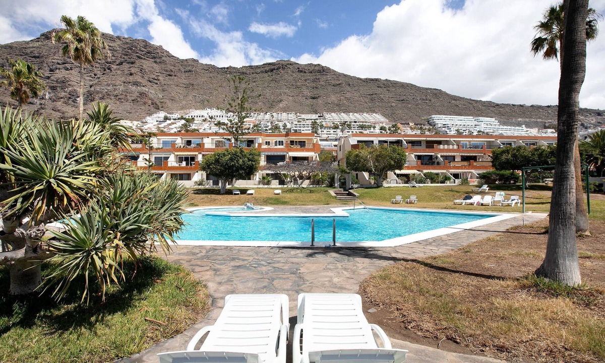 Los Gigantes Apartment | Bright Tenerife Apartment Near the Beach: Pool, Private Terrace and Wi-Fi