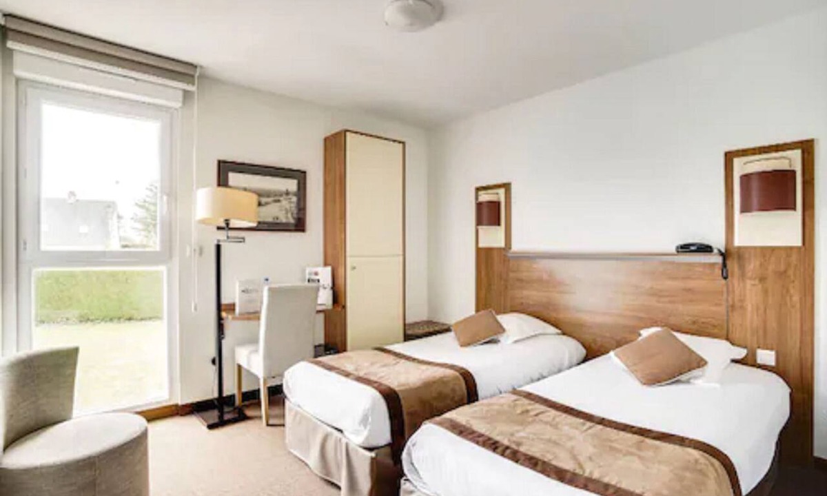 Lessay Hotel | Brit Hotel La Cote Des Havres