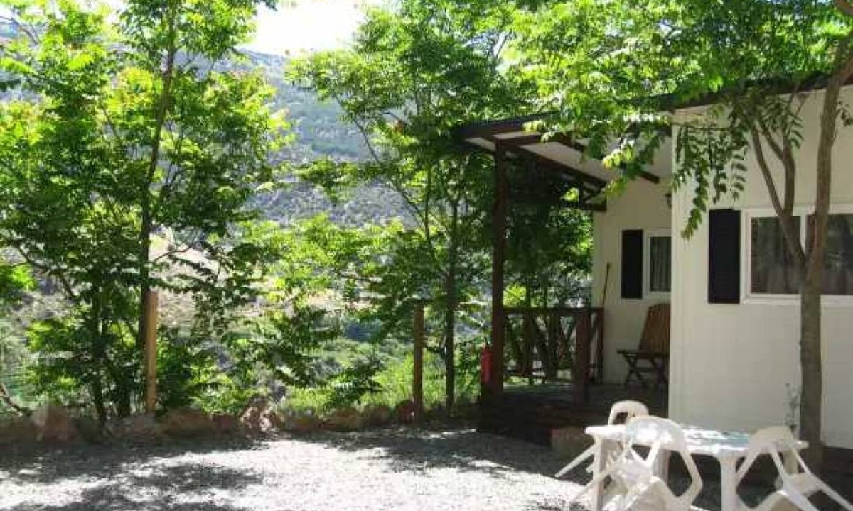 Trevelez House | Camping 2 étoiles - Piscine - eec0ag