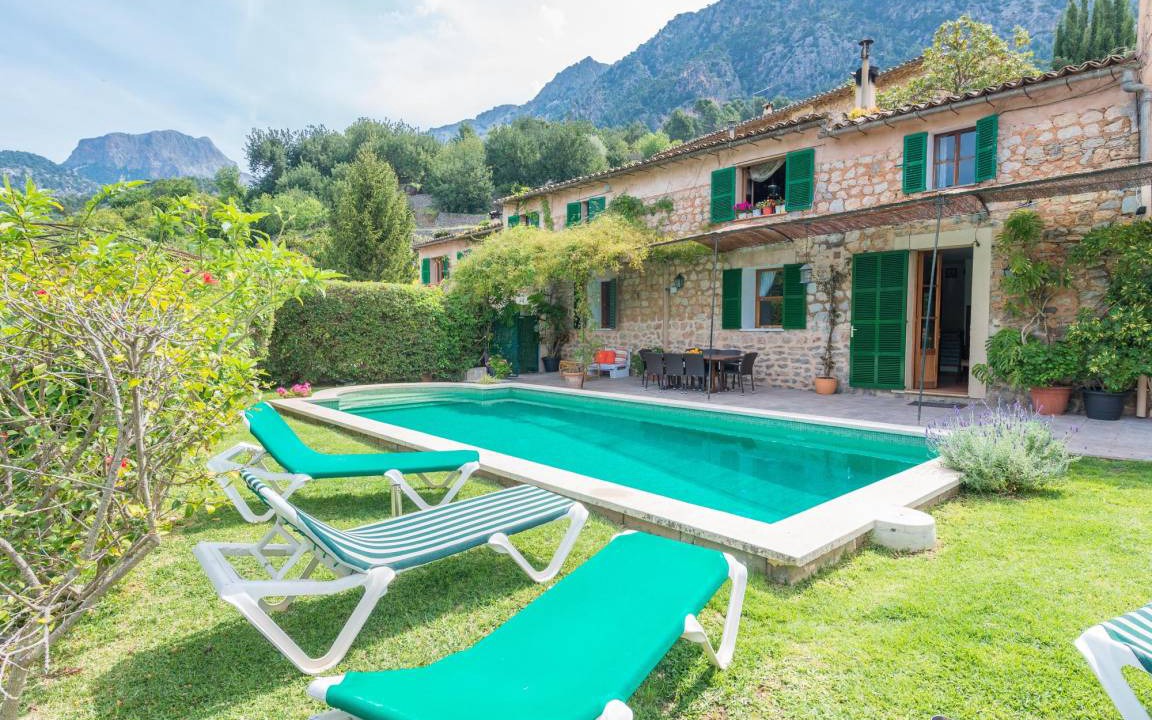 Biniaraix Villa | CAS PATRO LAU - Villa with private pool in Biniaraix. Free WiFi