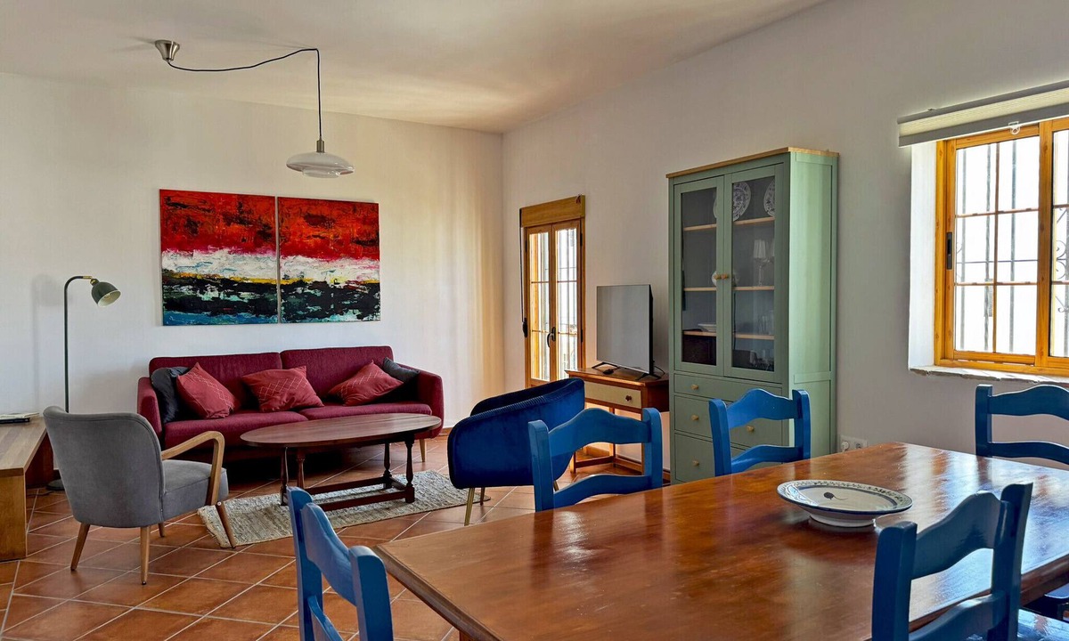 Jerez de la Frontera Old Town Ski Chalet | Casa Alba de Abades - Ole Solutions
