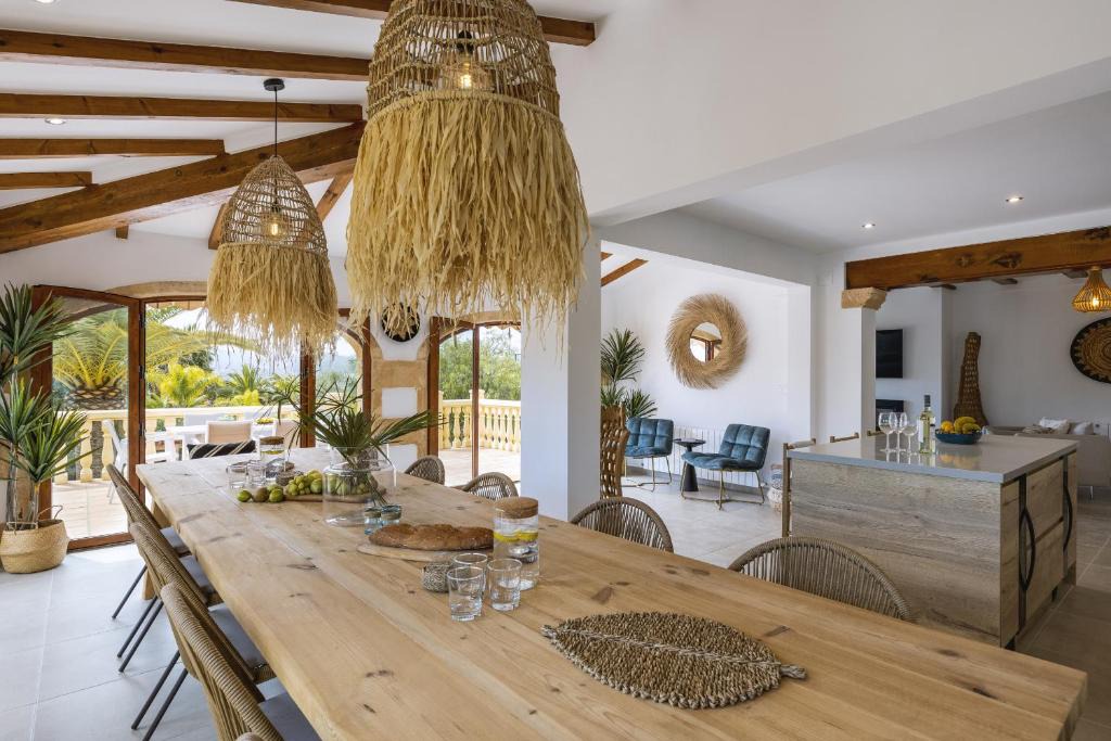 Ermita Villa | Casa Cora