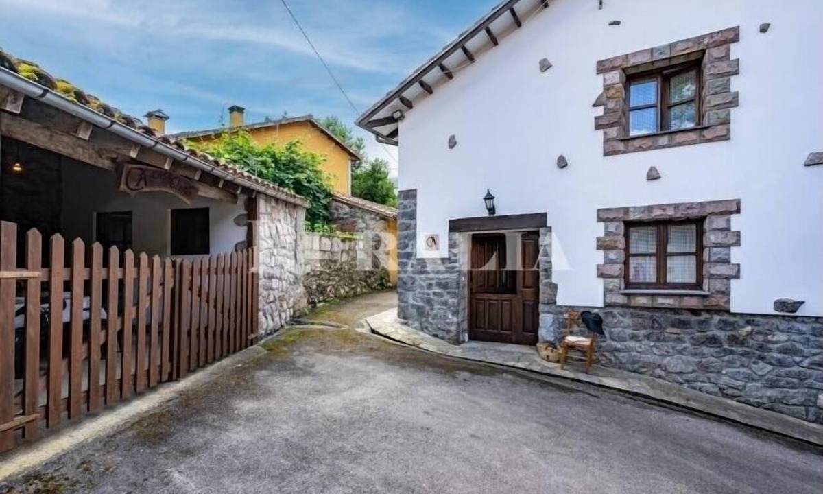 Ardisana House | Casa Gloria - country house in Ardisana (Llanes) | 6 guests