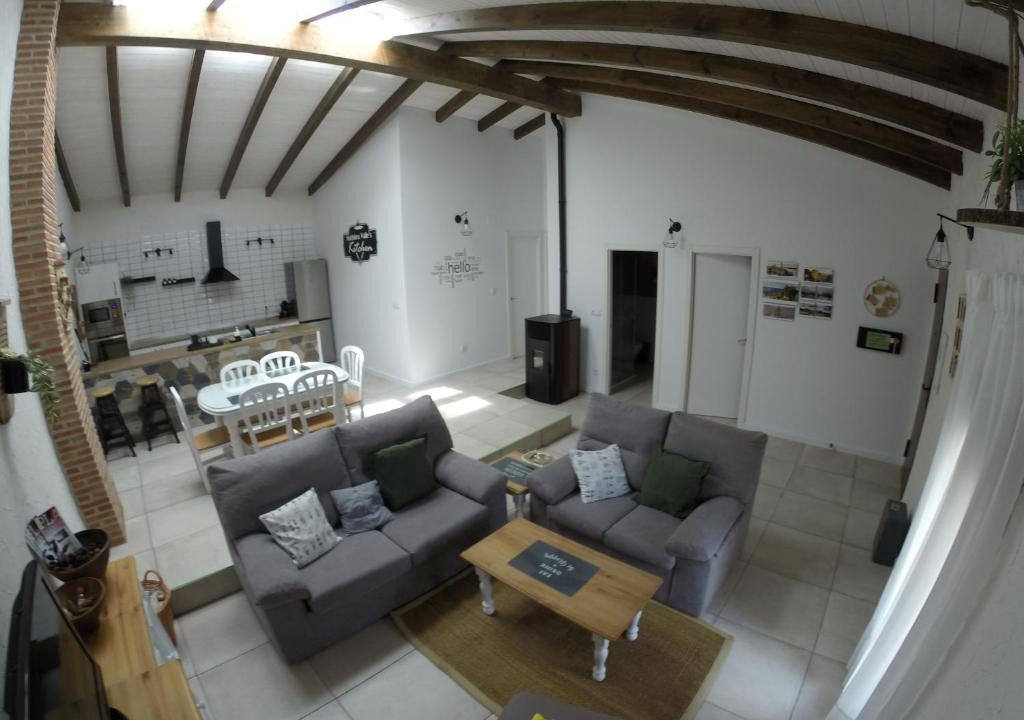 Sardon de los Frailes House | Casa Huidobro Valle