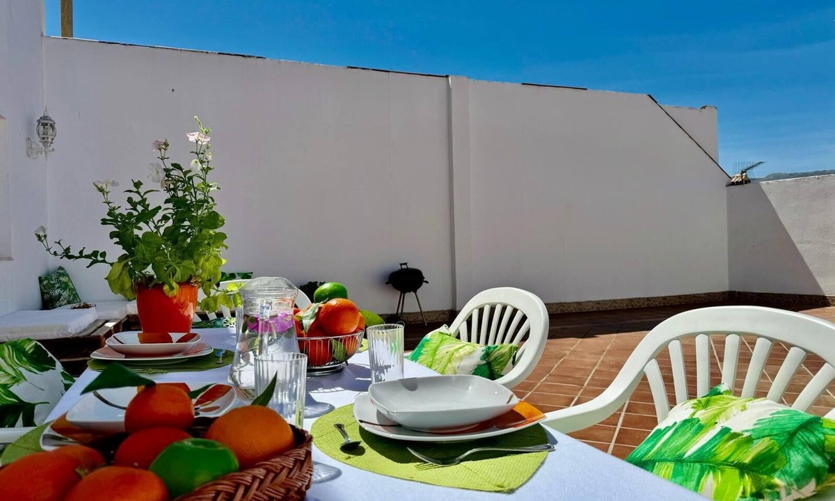Salar House | Casa Rafael: Family villa for 14, views and nature in Salar