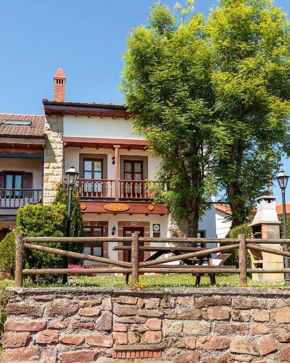 Cabranes House | Casa Rosaura
