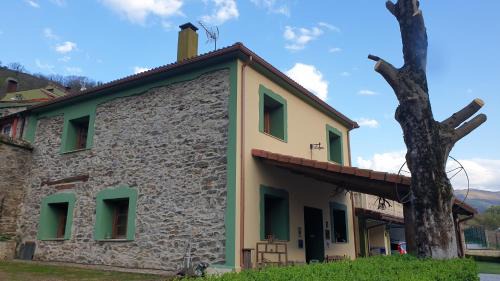 Cangas del Narcea Municipality House | Casa Rural La Pumarada de Limés