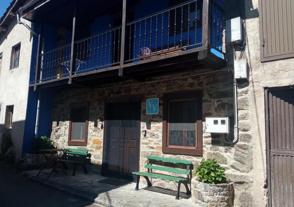 Laviana House | Casa típica asturiana en Ribota - Laviana