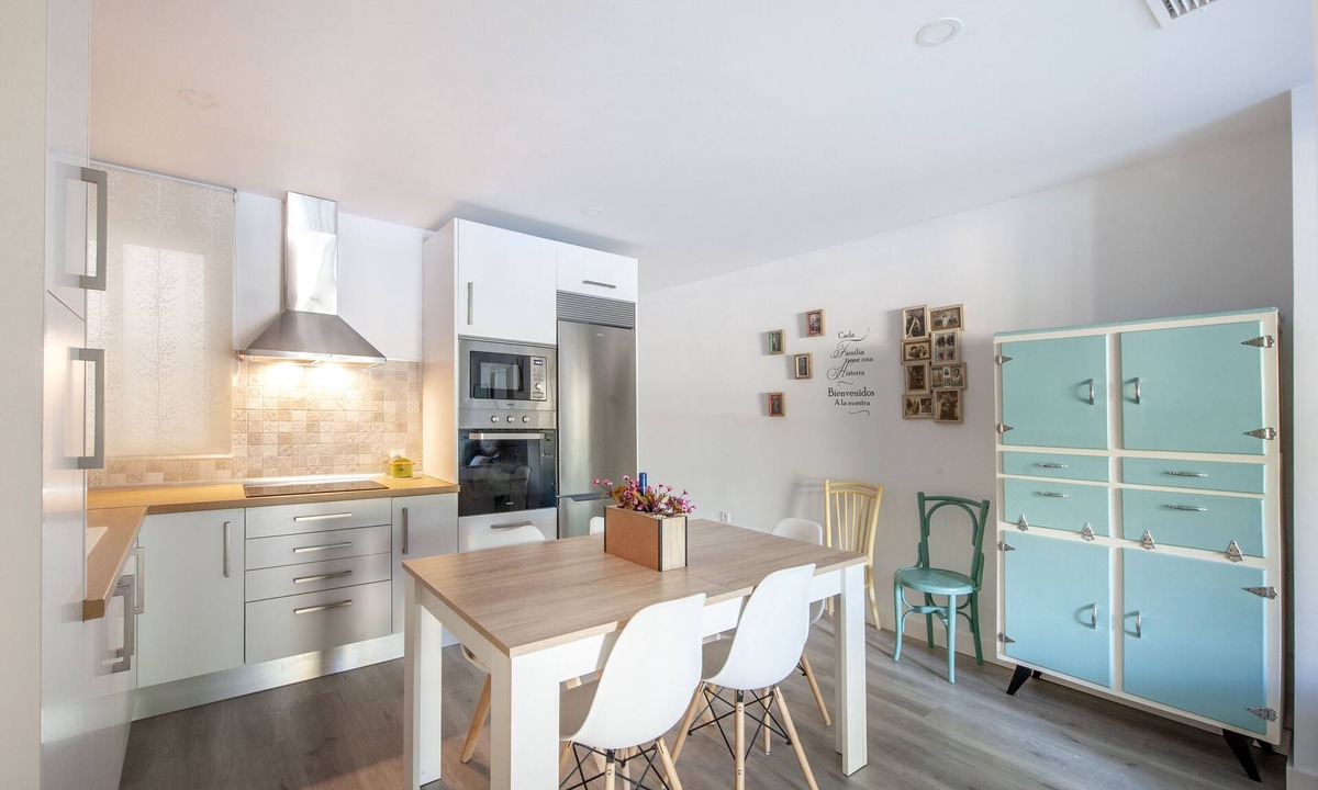San Vicente Apartment | Casa Valentina: Comfort and Light in Downtown Seville