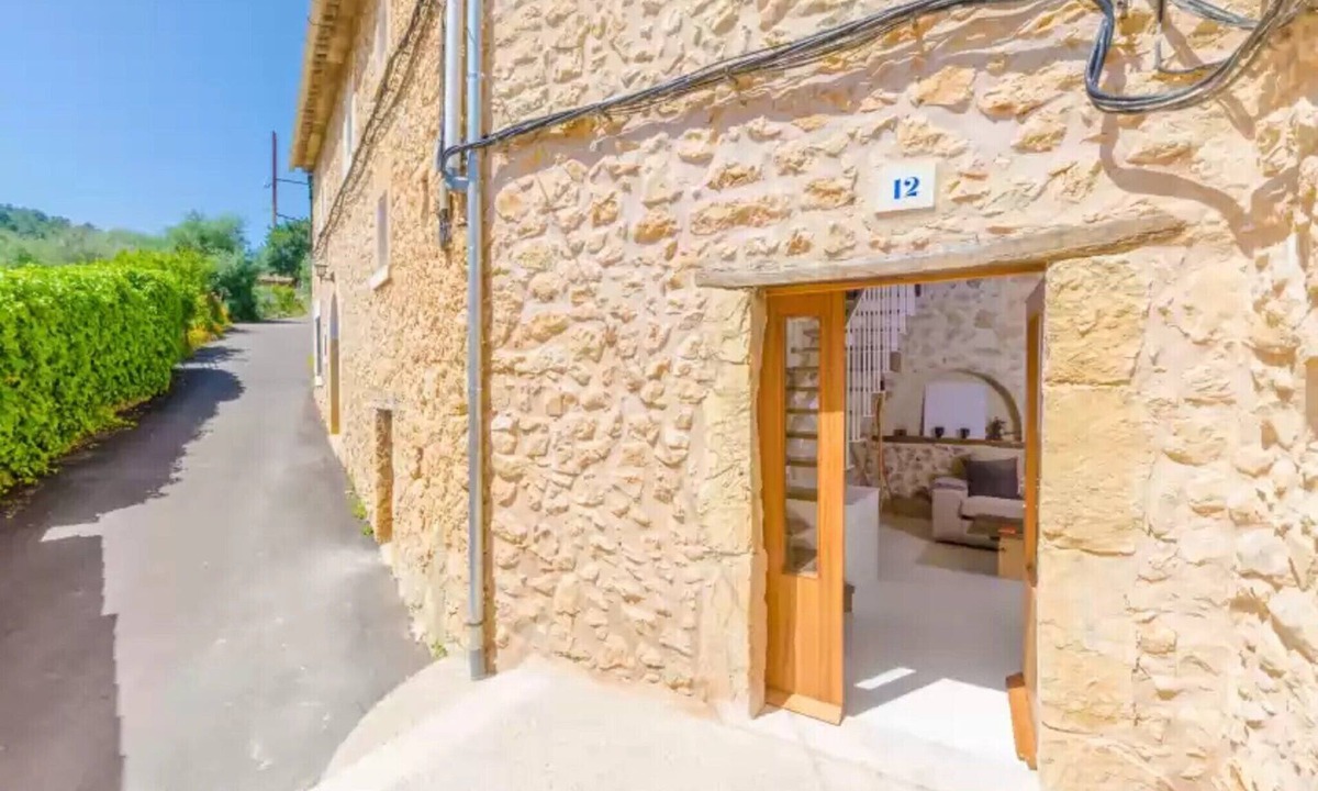 Mancor de la Vall Ski Chalet | Casa Vella (vall Petit) - House With Free Wifi