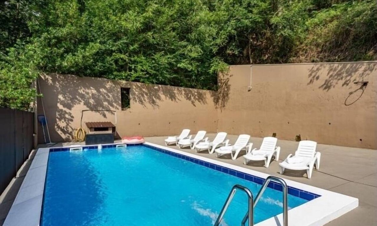 Ribadesella House | Casona de Llovio - country house with pool in Ribadesella | 10 guests