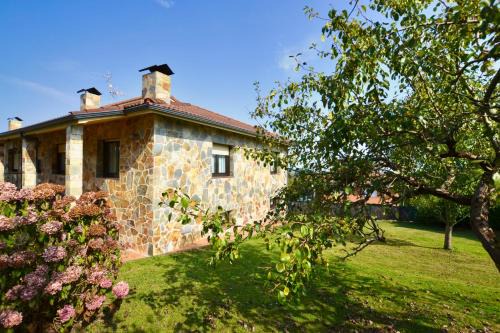Lloreda House | Chalet privado con jardín cerca de la playa en Villaviciosa