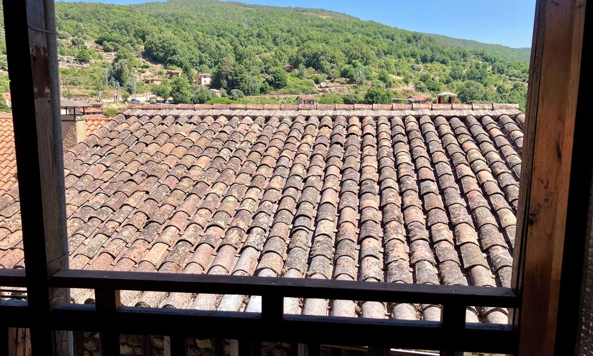 San Martin del Castanar Cottage | Charming rural house in the heart of the village. Hairy companions welcome