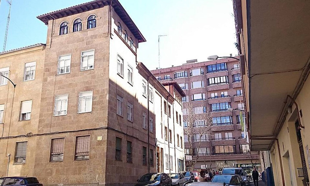 Van Dyck Condo | Charming apartment in Salamanca