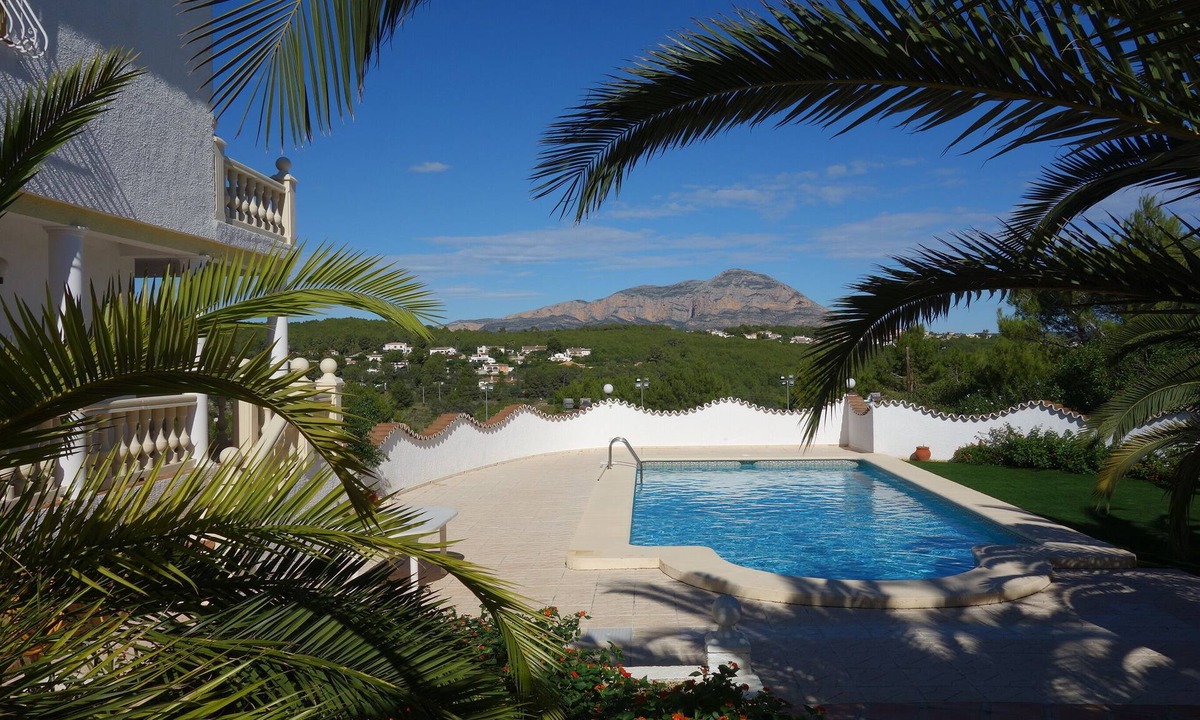 Benitachell Villa | Charming villa for 8 people in a quiet location, with large swimming pool and magnificent view