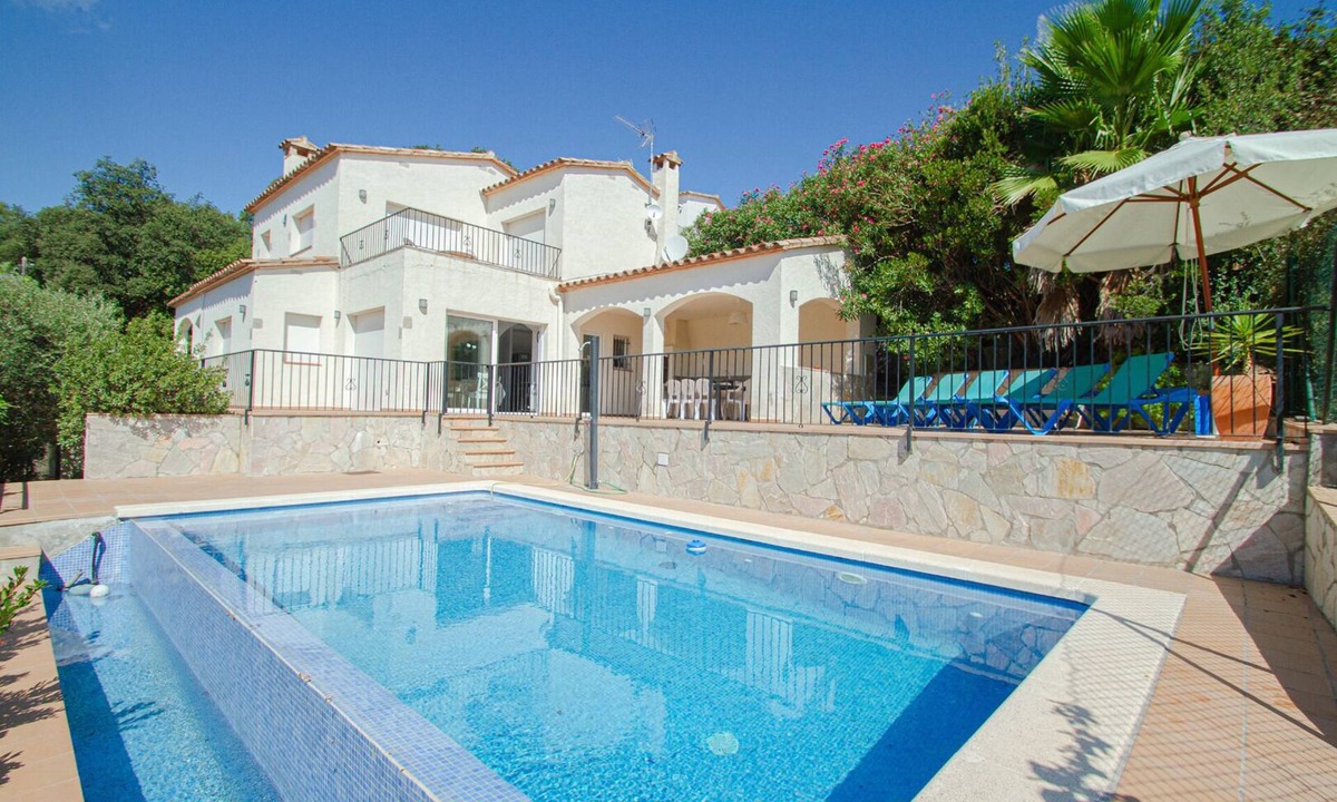 Rio d'Oro Villa | Club Villamar - Experience a serene holiday retreat with modern amenities and stunning Mediterran.