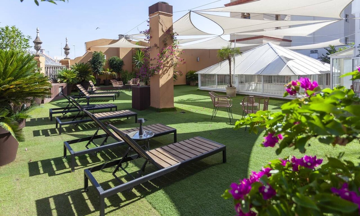 Encarnacion-Regina Apartment | CM17 Excellent location in the heart of Seville. Large terrace