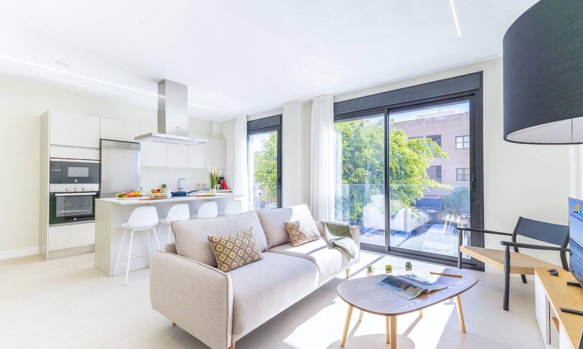 Playa de Arinaga Apartment | Coastal Arinaga Apartment with Solarium