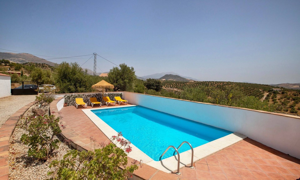 Riogordo Villa | Country House 'Monte Cielo' with Mountain View, Private Pool and Wi-Fi