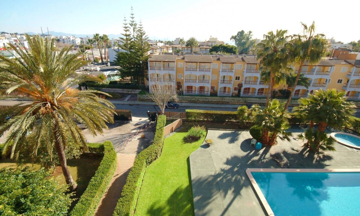 Alcudia Apartment | Cozy apartment with pool and at 100 meters from the beach of Alcudia Puerto