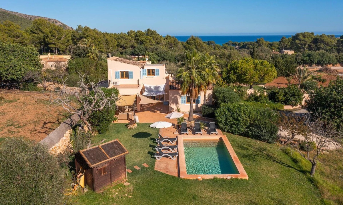 Cala Ratjada House | Cozy home in Cala Ratjada with private swimming pool, can be inside or outside