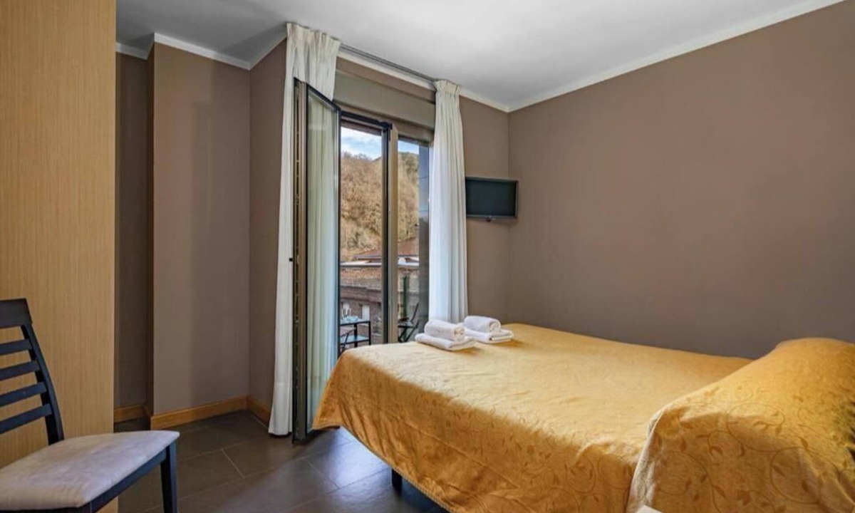 Cangas de Onis Apartment | Cueto 1 Bedroom Spa Apartment in Picos de Europa