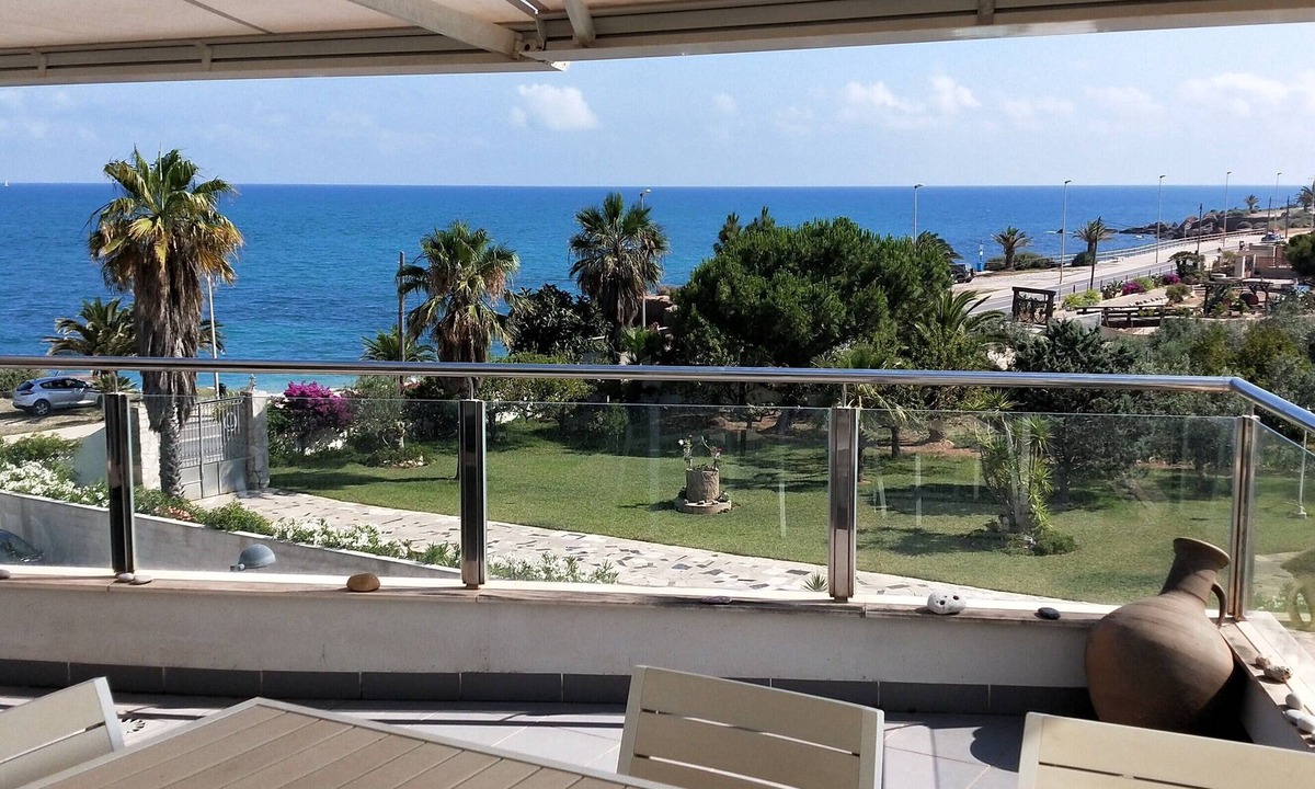 Vinaros Apartment | Duplex Penthouse with Stunning Sea Views, Pool, and Terrace