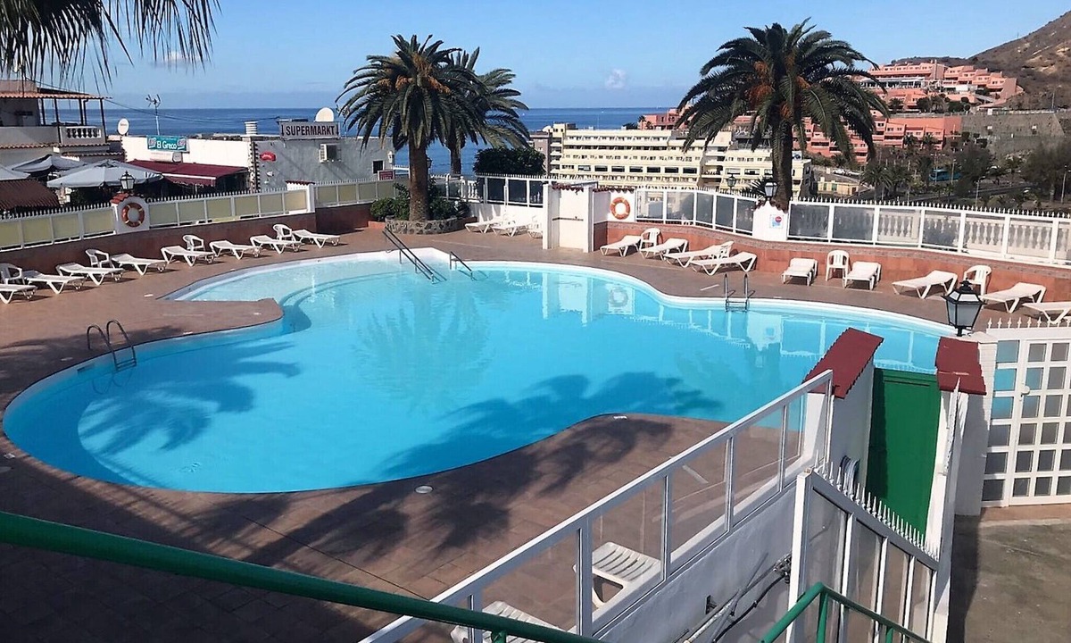 Balito Apartment | Duplex Walk to Anfi Beach 3 Pools Large Terrace