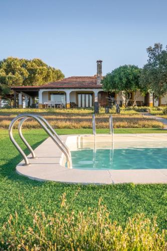 Espeja House | Eco-Lodge en la Reserva Privada Campanarios de Azaba - Proyecto de Conservación